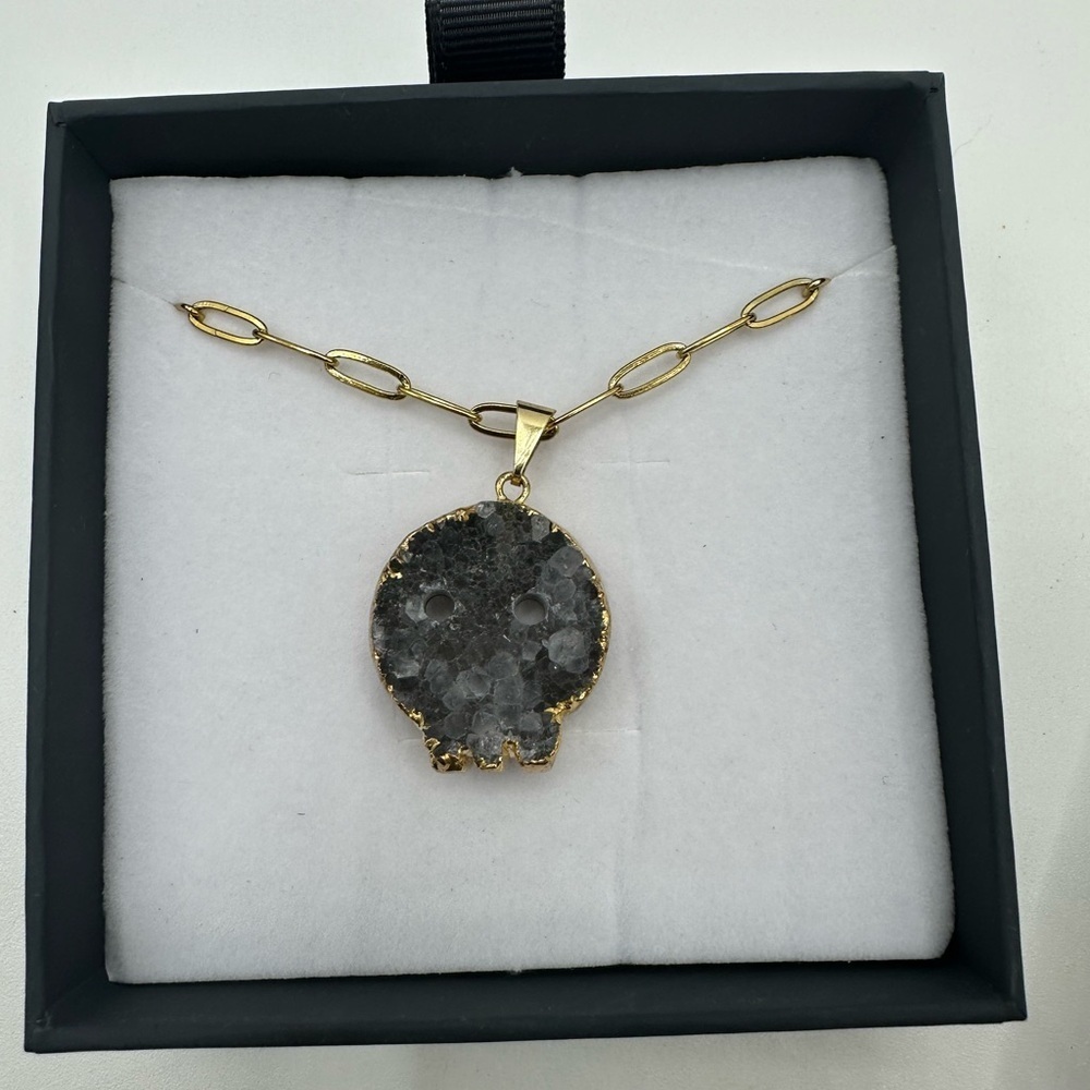 Druzy Amethyst Skull Pendant with Gold Plated Siding on Stainless Steel Chain - Picture 9 of 9